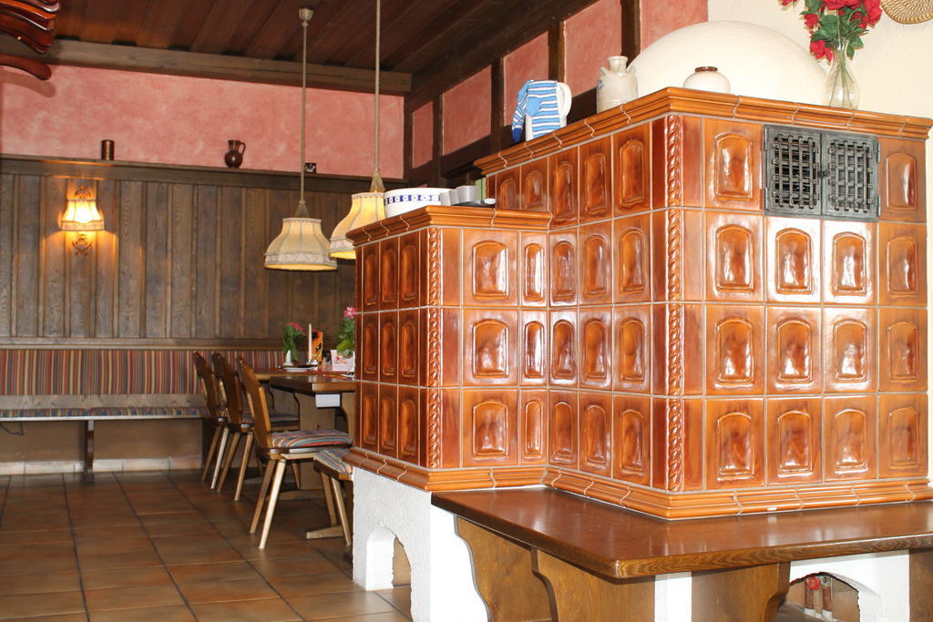 Hotel-Restaurant Stern Geiselwind Bagian luar foto